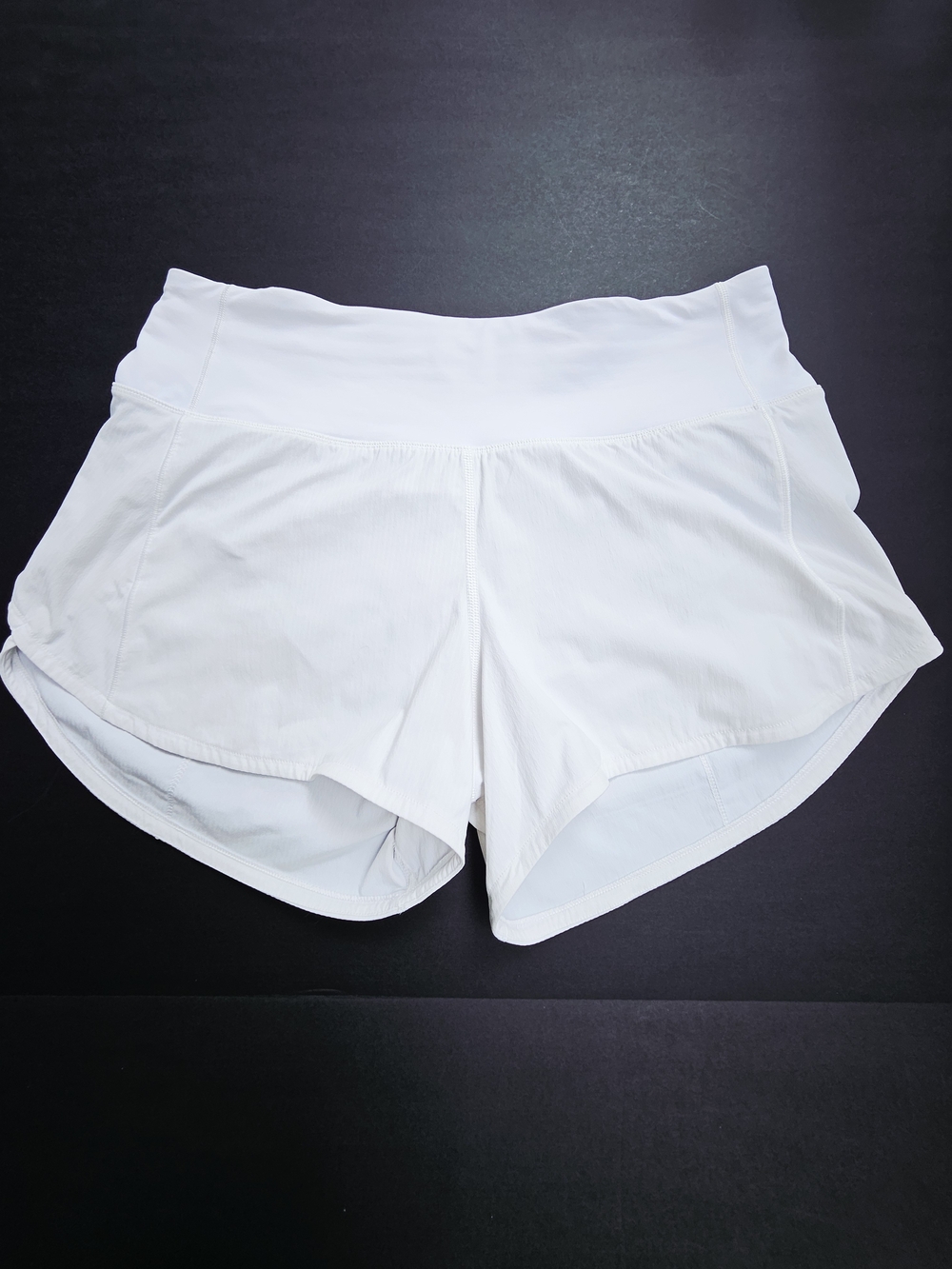 Lululemon White Running Shorts Tall w/ Dusty Rose Liner Size 6 Excellent EUC